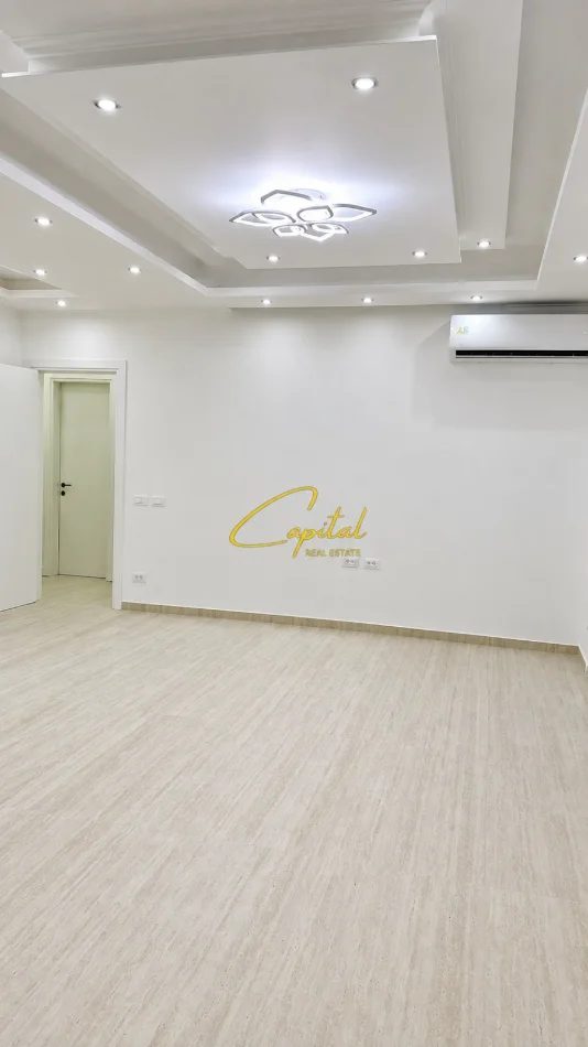 Tirane, jepet me qera zyre Kati 2, 100 m² 1.500 € (LIQENI ARTIFICIAL)