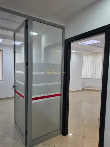 Tirane, jepet me qera zyre Kati 4, 94 m² 1.500 € (KULLAT BINJAKE)