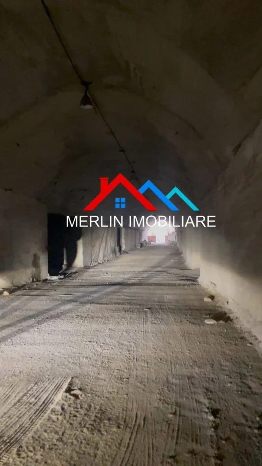 Tirane, shitet ambjent biznesi Kati 0, 6.000 m² 750.000 € (SHKOZE)