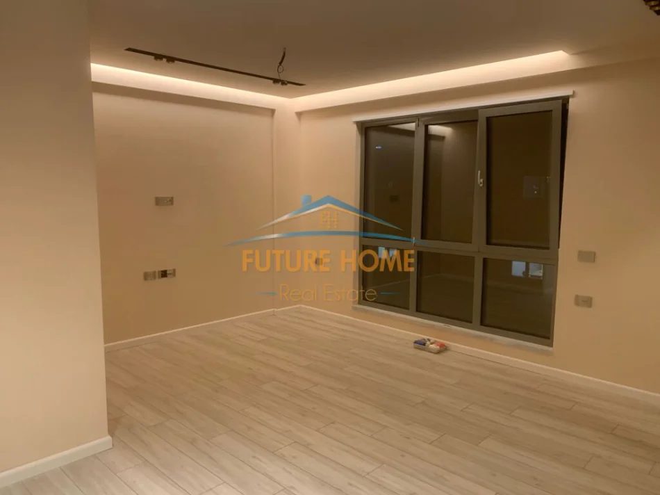 jap me qera ambjent biznesi Kati 7, 95 m² 1.350 € (RRUGA E KAVAJES)