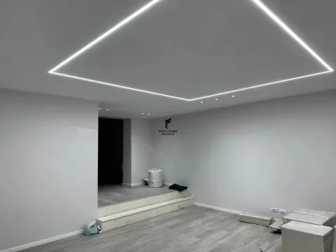 Tirane, jepet me qera ambjent biznesi Kati 0, 73 m² 1.500 € ( RRUGA E ELBASANIT )