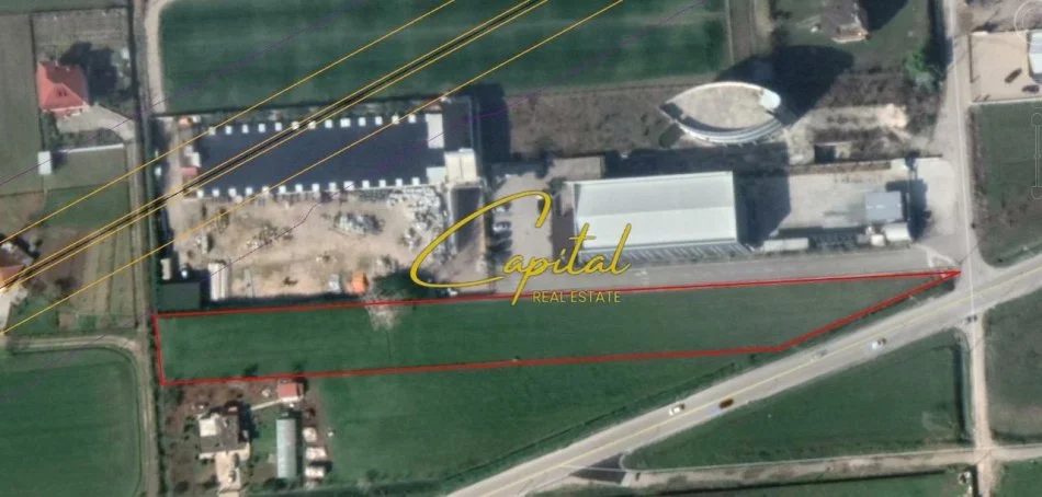 Tirane, shitet toke , 4.645 m² 372.000 € (BERXULLE)