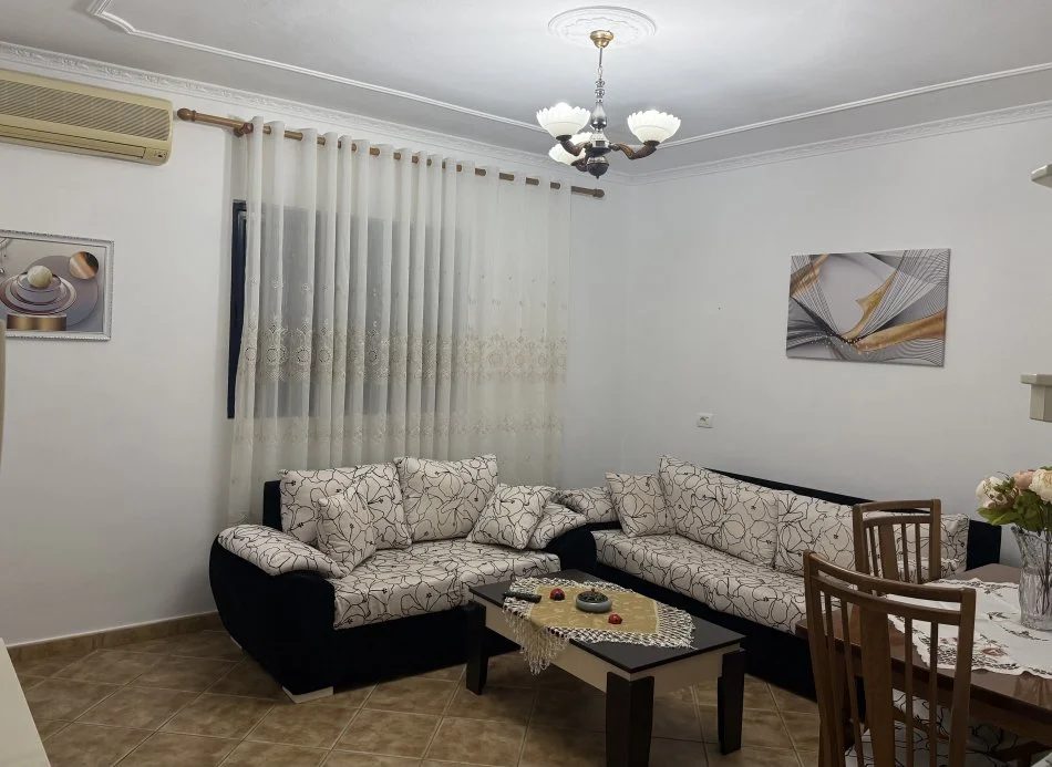 Tirane, jepet me qera apartament 2+1 Kati 8, 74 m² 600 € (BULEVARDI GJERGJ FISHTA)