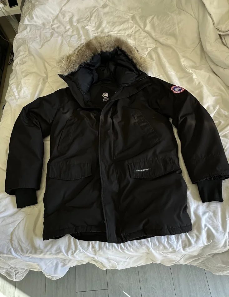 🇨🇦Tirane, shes Shitet Xhup origjinal Canada Goose wolf fur Masa L-XL