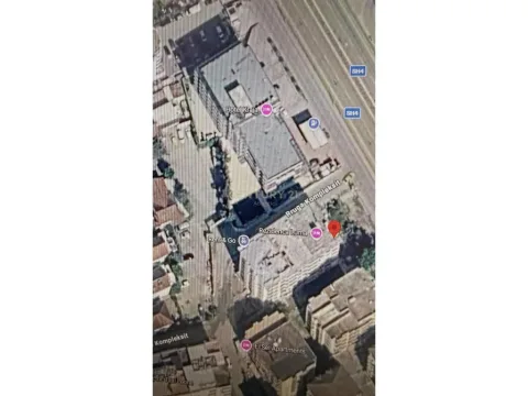 Ambient Komercial + Post Parkimi Për Shitje në Golem!