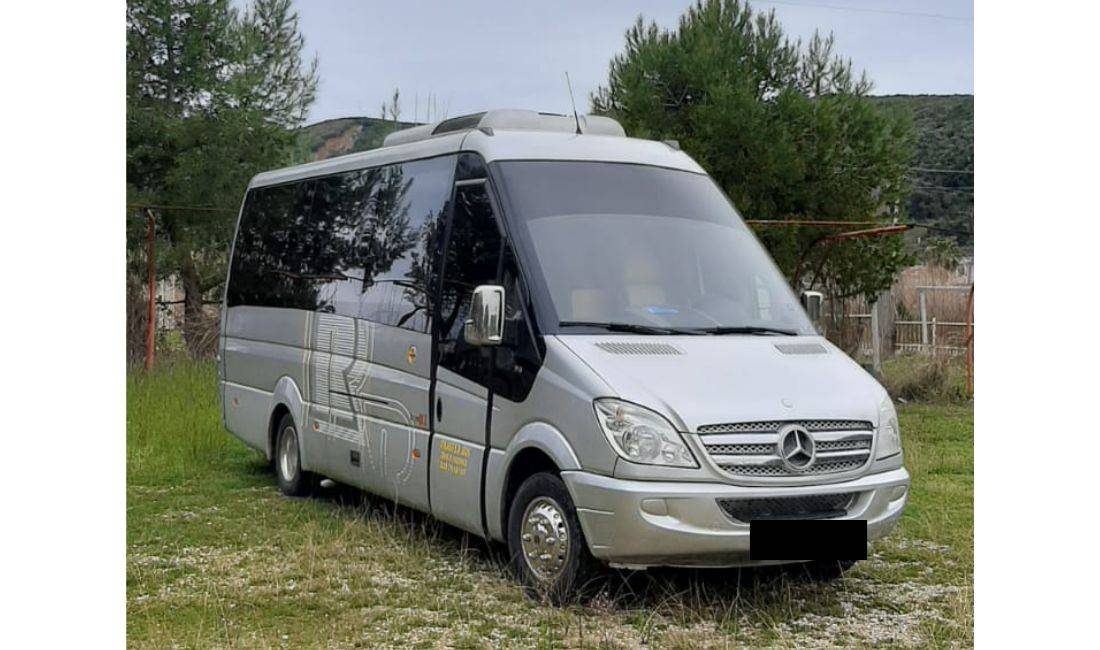 Furgon me Qera ME SHOFER Mercedez Benz Sprinter . 20 vendesh