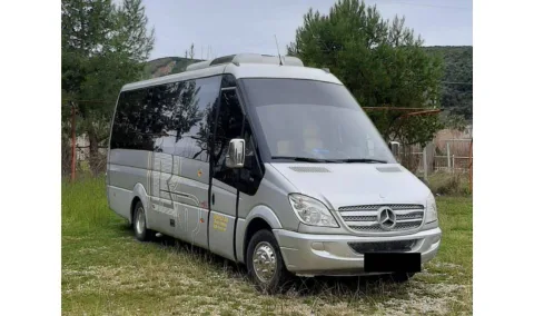 Furgon me Qera ME SHOFER Mercedez Benz Sprinter . 20 vendesh