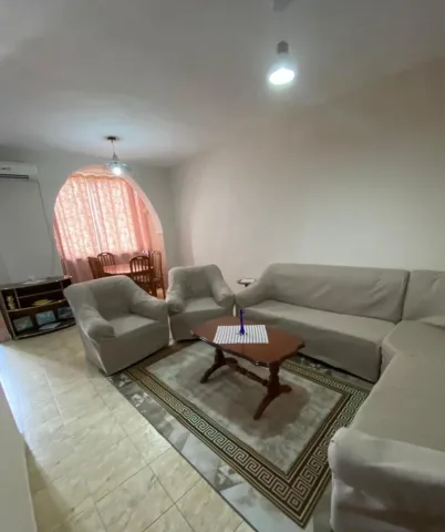 Tirane, jepet me qera apartament 2+1 Kati 5, 95 m² 680 € (Rruga e Elbasanit)