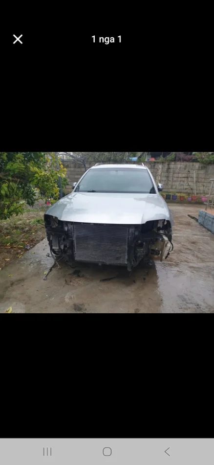 Tirane, shes motor Pjes kembimi per pasat , 111 €