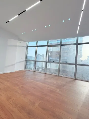 Tirane, shitet apartament 1+1 Kati 4, 58 m² (Rruga Shefqet Musaraj)