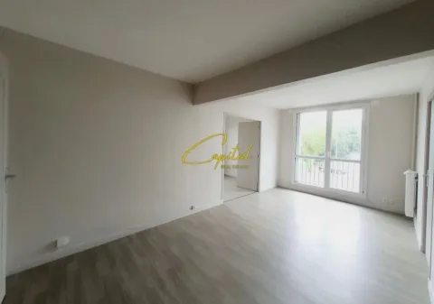 Tirane, jepet me qera zyre Kati 1, 65 m² 650 € (ASTIR)