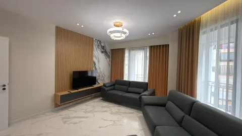 ASTIR APARTAMENT 2+1 PER SHITJE!