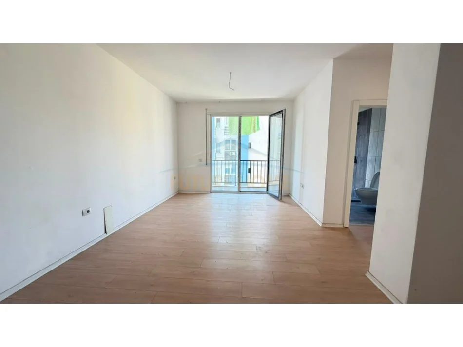 Tirane, shitet apartament 2+1 Kati 5, 91 m² 258.000 € (Ish Parku i Autobuzave)