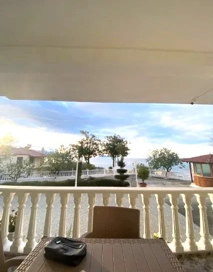🏨 SHITET HOTEL NE VLORË TEK UJI I FTOHTE
