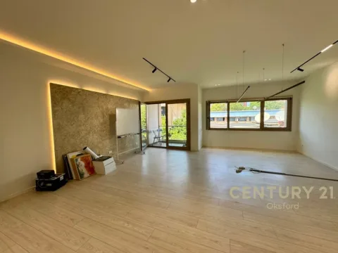 Tirane, jepet me qera zyre Kati 3, 140 m² 2.000 € (RTSH PRAN COIN)