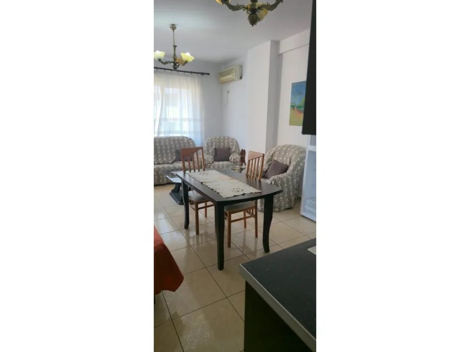 Tirane, shitet apartament 1+1+Ballkon Kati 6, 57 m² 120.000 € (Unaza e Re)