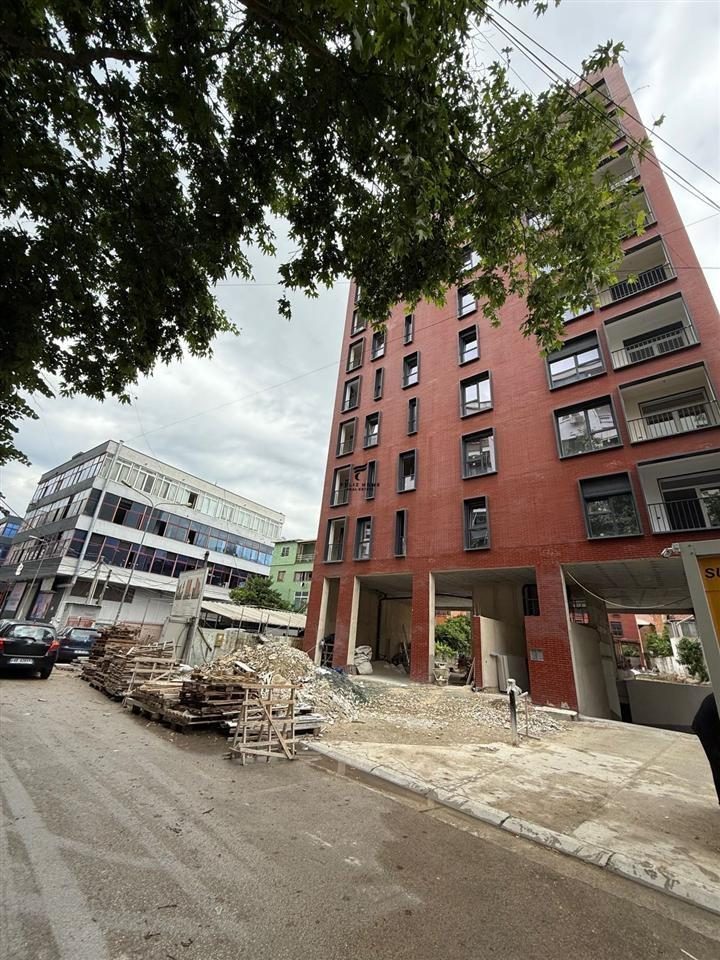 SHITET APARTAMENT 2+1 5 MAJI 190.000 EURO