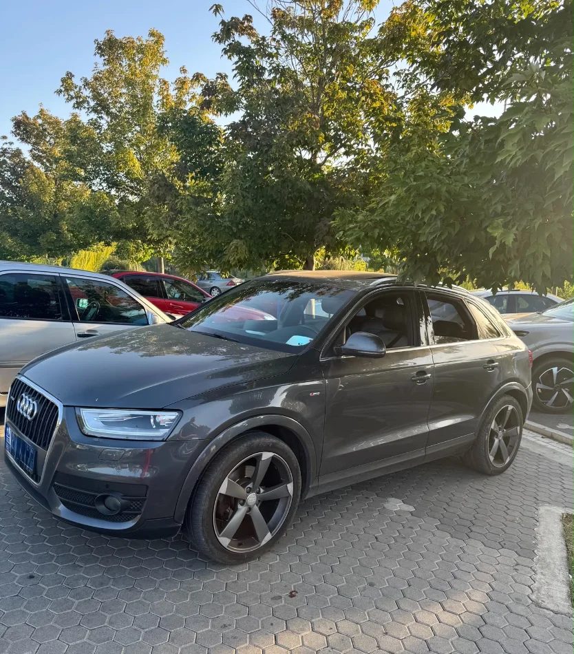Tirane, shes SUV Audi SQ3 Nafte, gri e erret Klima 200.000 km 10.800 €