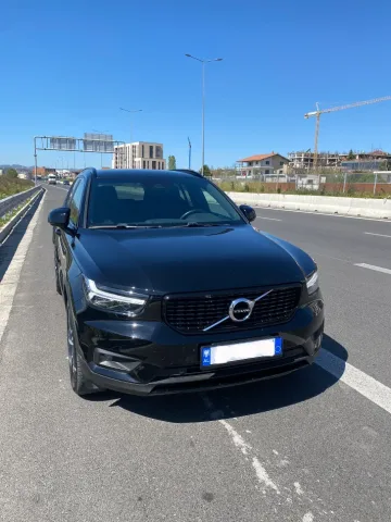 shitet Volvo XC40 R-Design 4x4, viti 2021 2.0 nafte