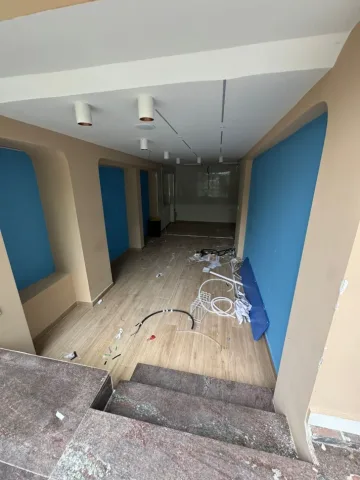 Tirane, jepet me qera dyqan , 60 m² 1800 € (SHESHI SKENDERBEJ)