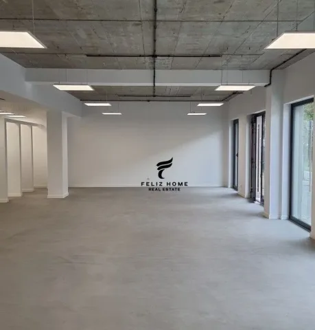 Tirane, jepet me qera dyqan Kati 2, 600 m² 3.250 € (CASA ITALIA)
