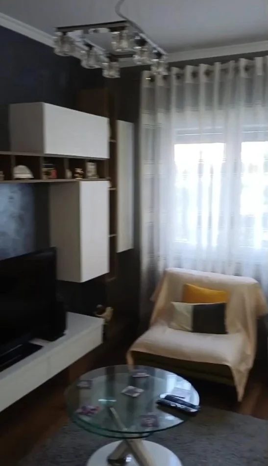 Tirane, shitet apartament 2+1 Kati 3, 105 m² 315.000 € (Liqeni i Thatë)
