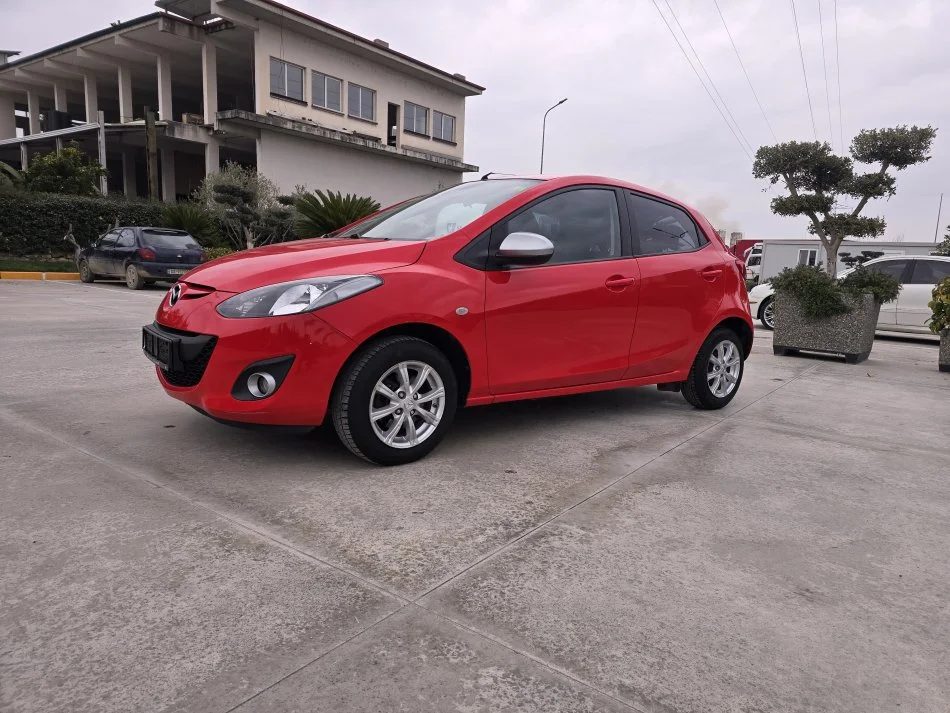 Mazda 2 1.4 Automat Klima 142.000 km 4500