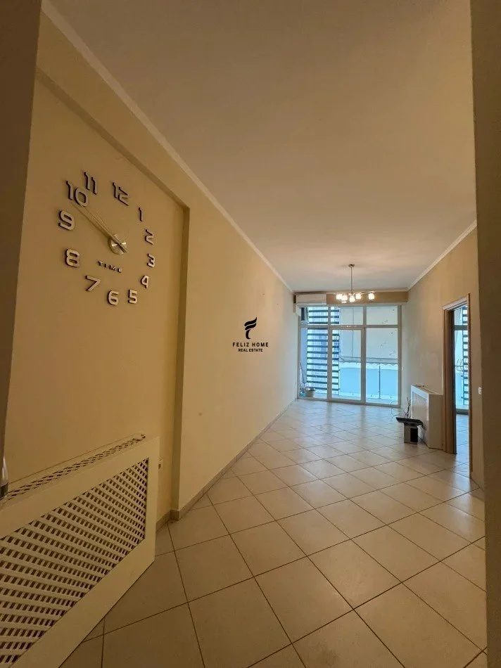Tirane, shitet apartament 1+1 Kati 2, 72 m² 208.000 € (KOMUNA E PARISIT)