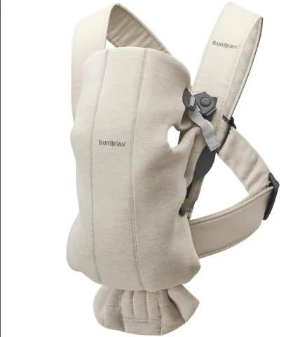 Shitet baby carrier BabyBjorn i Ri ne kuti