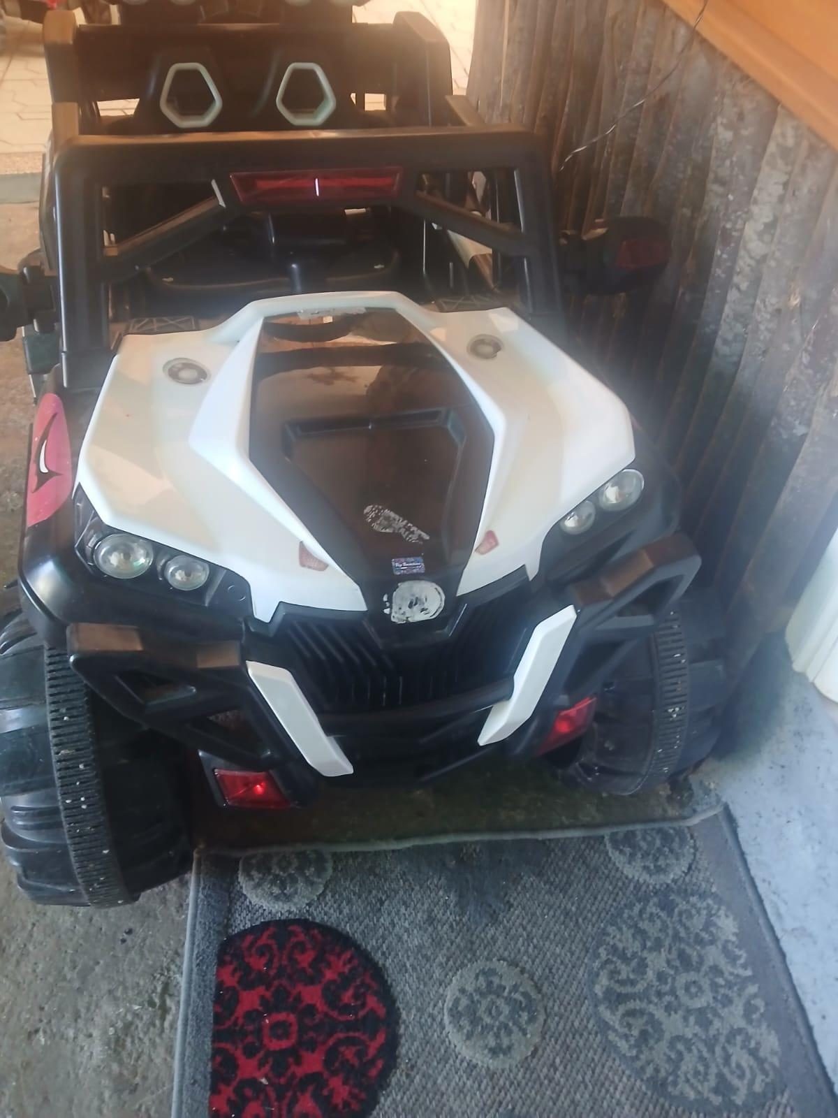 Shitet jeep