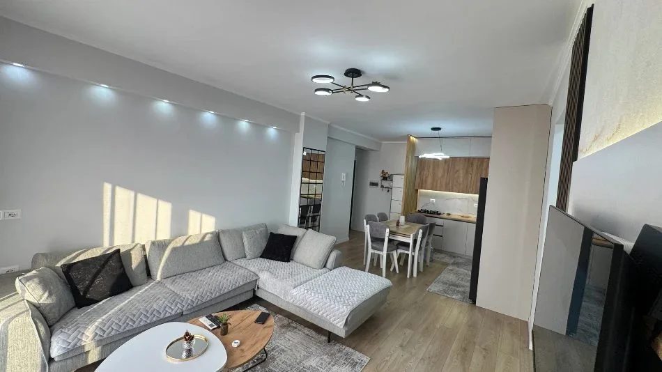 Tirane, shitet apartament 2+1 Kati 6, 110.000 € (Bulevardi Donald Trump)