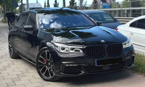 Oferte Verore !!! BMW - Seria 7 750Li duke nisur nga 150 euro per rezervime + 5 dite.