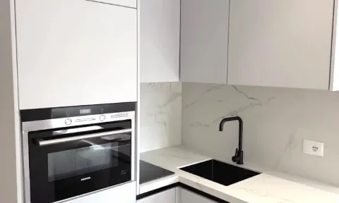 Apartament 1+1 me Qera 5 Maj (ID R10164) Tirane