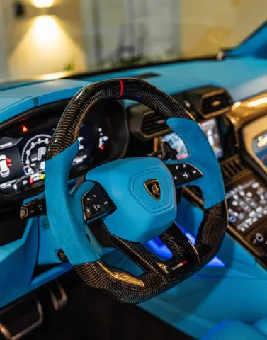 SHITEN TIMONA LAMBORGHINI ORIGJINAL CARBON TE PERSONALIZUAR SIPAS DESHIRES PER CDO MODEL