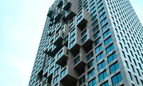 🏢 SHITET AMBIENT BIZNESI – DOWNTOWN ONE