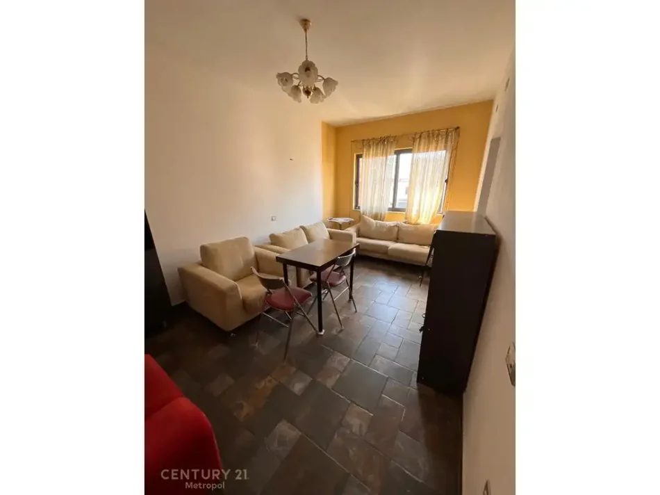 Tirane, shitet apartament duplex 3+1+Aneks Kati 4, 100 m² 130.000 € (Bajram Curri)