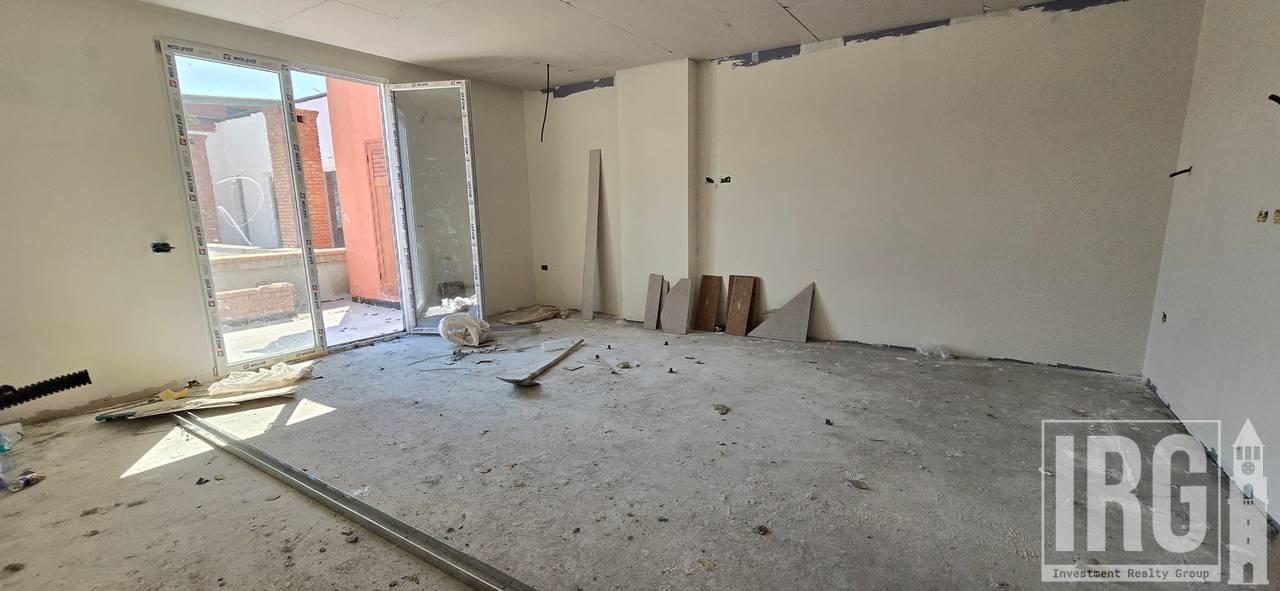 APARTAMENT 2+1+2 ME VERANDE NE YZBERISHT!