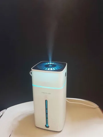 12 lek. Lagështues ajri dhe aromati(Humidifier) i markës R