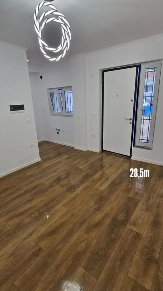 Tirane, shitet apartament 1+1 Kati 1, 28 m² 80000 € (Rruga Sulejman Delvina)