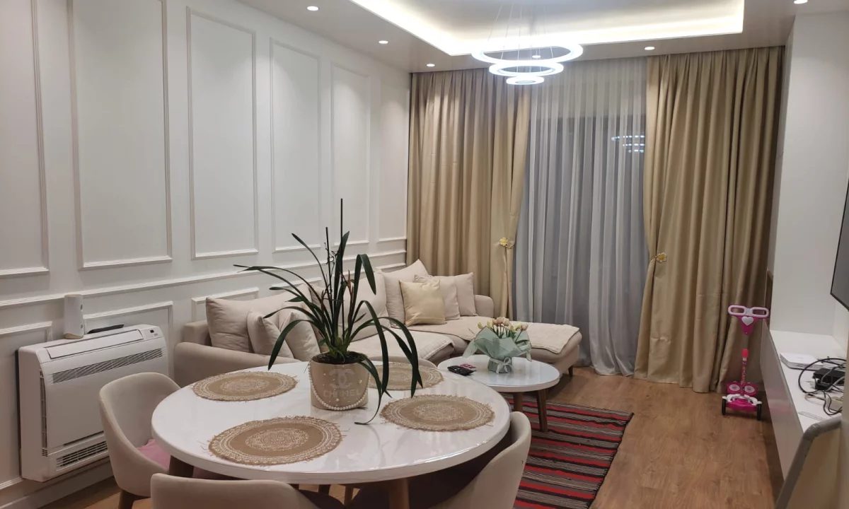 Shitet apartament 2+1+2 – Kompleksi Oasis, Astir !