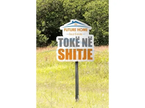 Tirane, shitet toke , 1.900 m² (Berzhite)