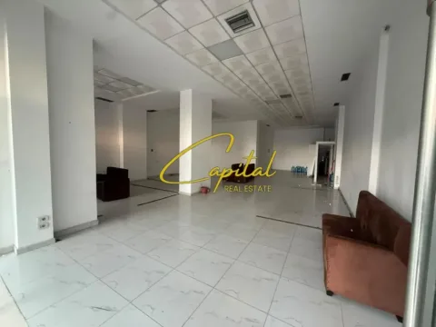 Tirane, jepet me qera ambjent biznesi Kati 0, 415 m² 8.300 € (ISH STACIONI TRENIT)