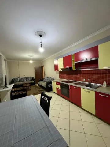 Tirane, jepet me qera apartament 2+1 Kati 7, 110 m² 450 € (Astir)