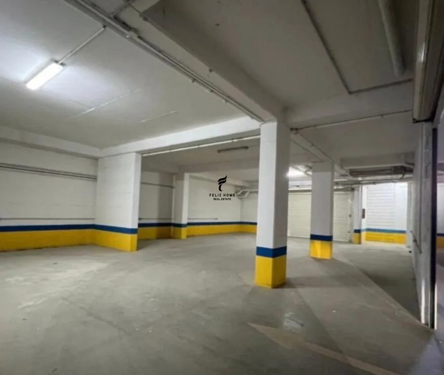 Tirane, jepet me qera magazine , 200 m² 1.100 € (ASTIR)