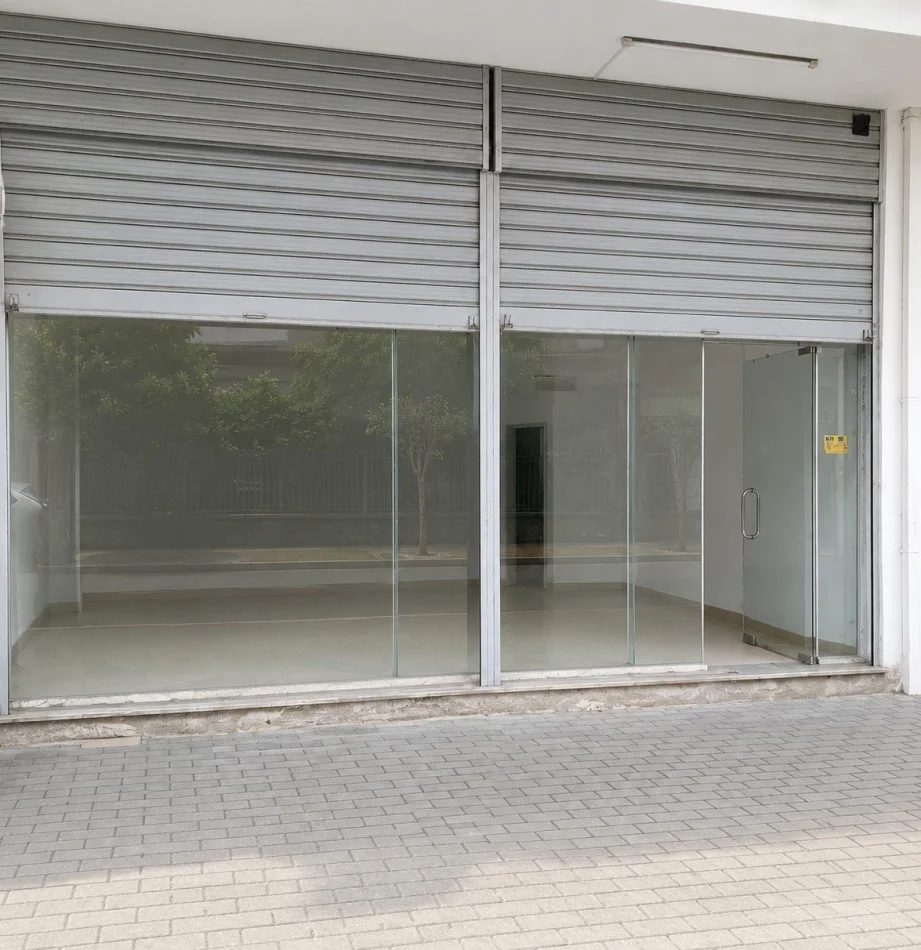 Tirane, shitet ambjent biznesi Kati 1, 54 m² 92.000 € (Astir)