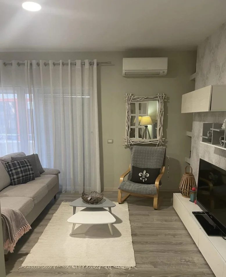 Tirane, shitet apartament 2+1 Kati 1, 98 m² 192.000 € (Kodra E Diellit 1)