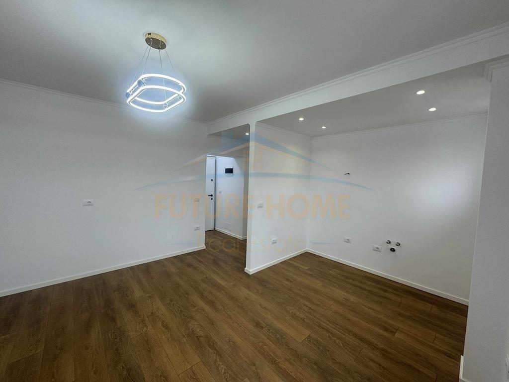 0683487469 Shitet Apartament 1+1 , Selitë, pas Hotel Diploma