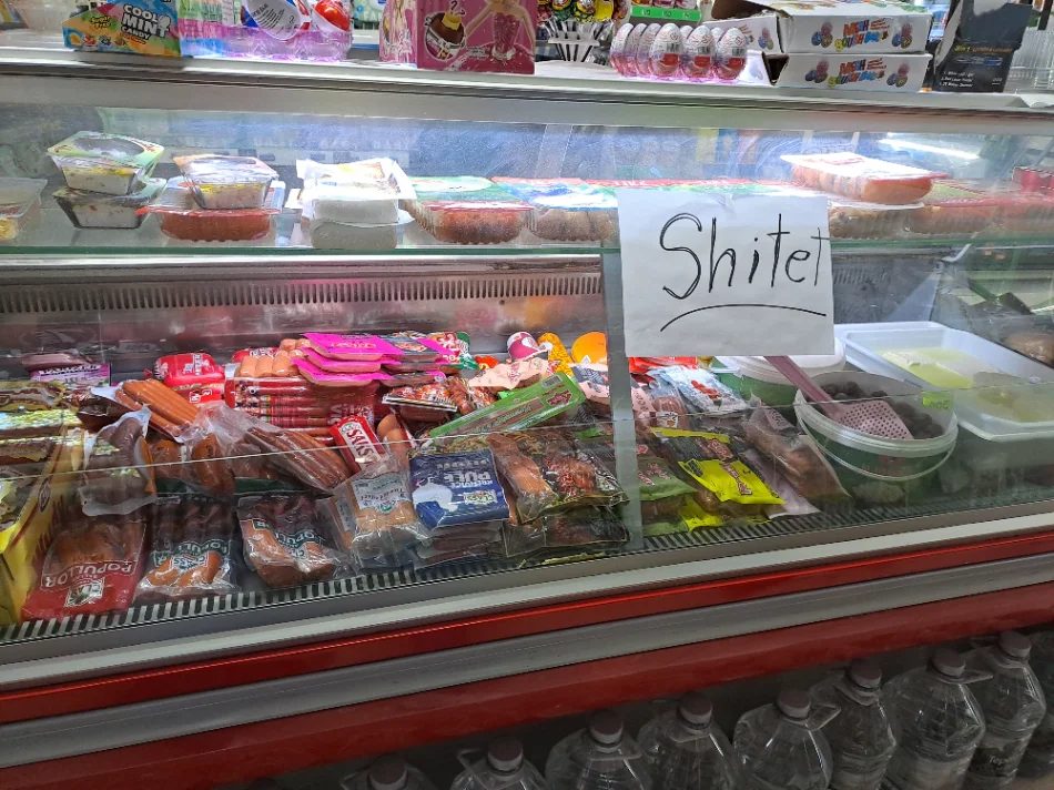 Durres, Shitet Frigorifer Banak per Market, Dyqan Mishi, Sallameri, Bulmet etj