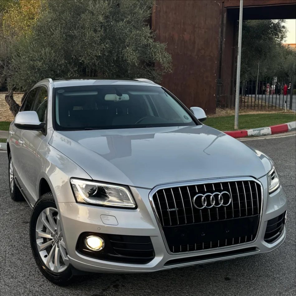 Tirane, shes SUV AUDI Q5 2.0 TDI QUATTRO FULL PANORAMA Nafte, gri metalizato automatik Klima 155.000 km