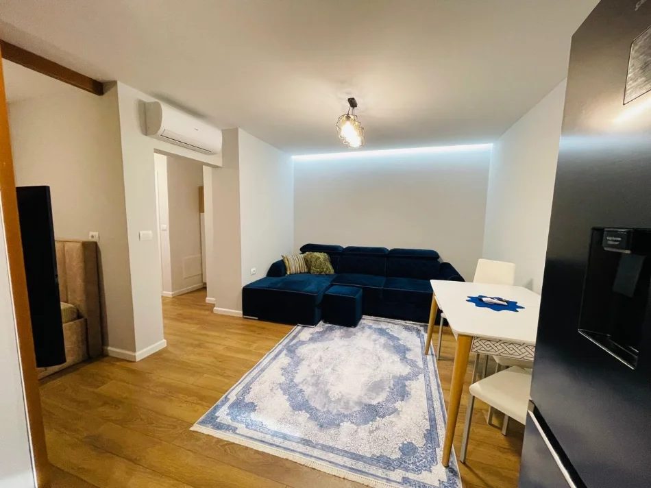 Tirane, jepet me qera apartament 1+1 Kati 2, 65 m² 680 € (Dalip Zavalani)
